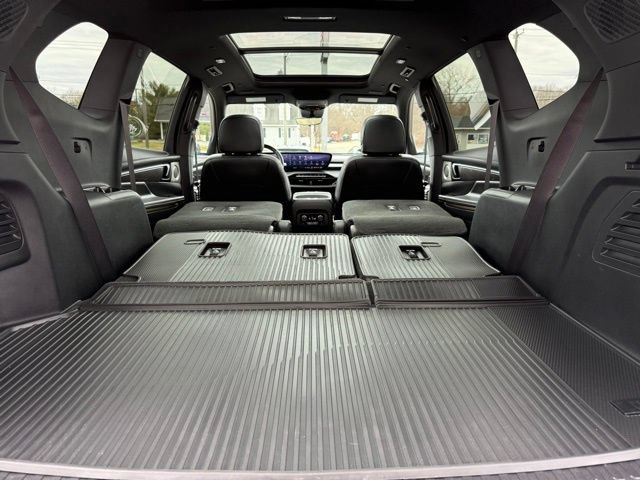 Used 2025 Buick Enclave Avenir w/ Super Cruise Package AWD/4WD image 12