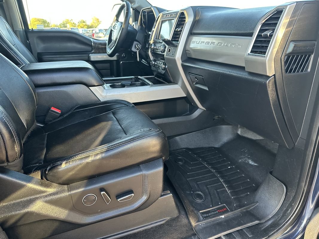 Used 2018 Ford F250 Lariat w/ Lariat Value Package AWD/4WD image 13