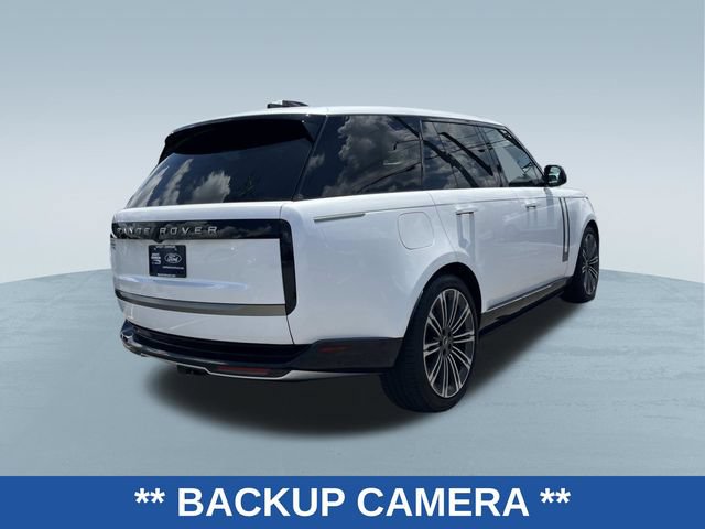 Used 2024 Land Rover Range Rover SE AWD/4WD image 3