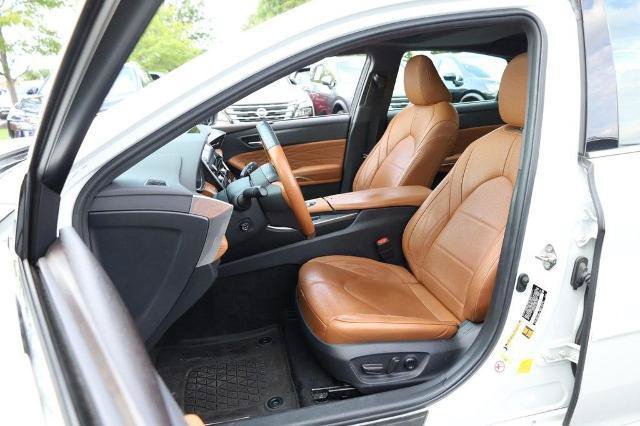 Used 2019 Toyota Avalon Limited w/ Protection Package FWD image 8