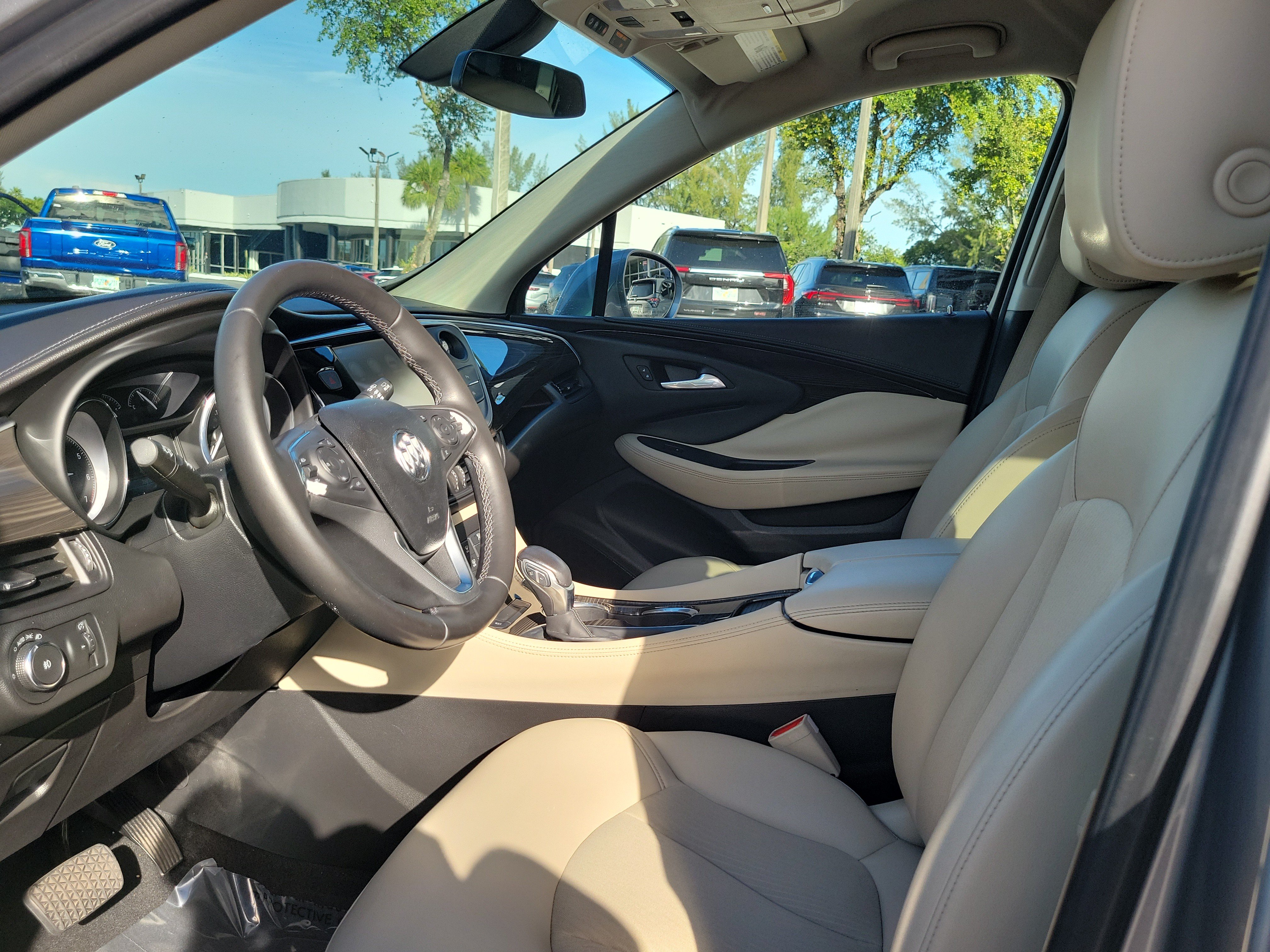 Used 2020 Buick Envision Preferred FWD image 11