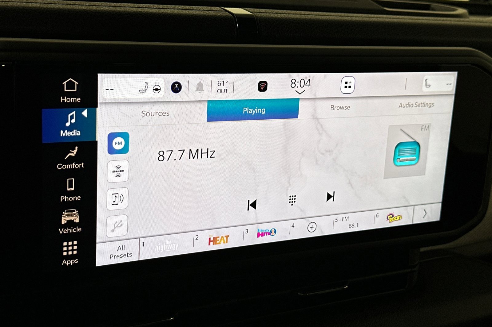 Used 2024 Jeep Wrangler Unlimited w/ Convenience Group image 17