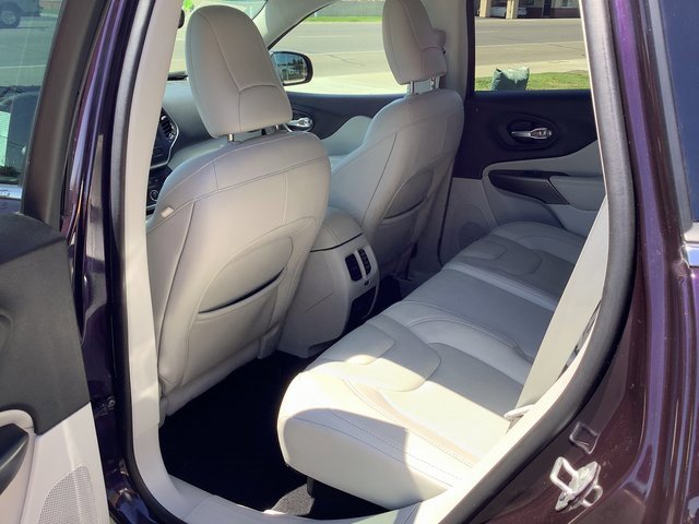 Used 2021 Jeep Cherokee Latitude Lux w/ Trailer Tow Group image 21