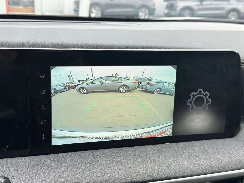 Used 2025 Nissan Kicks SV w/ SV Premium Package AWD/4WD image 26