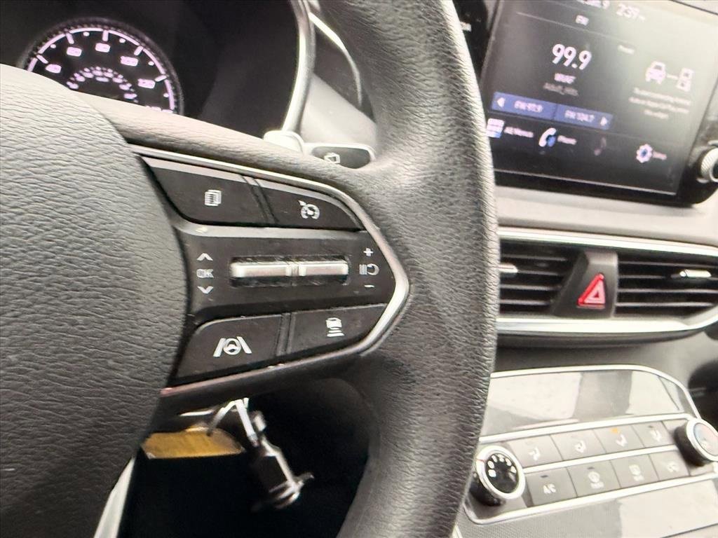 Used 2022 Hyundai Santa Fe SE image 17