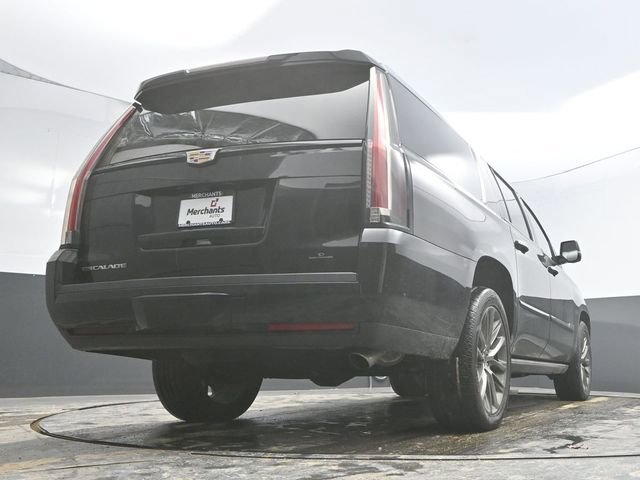 Used 2020 Cadillac Escalade ESV Platinum w/ Escalade Sport Edition image 50