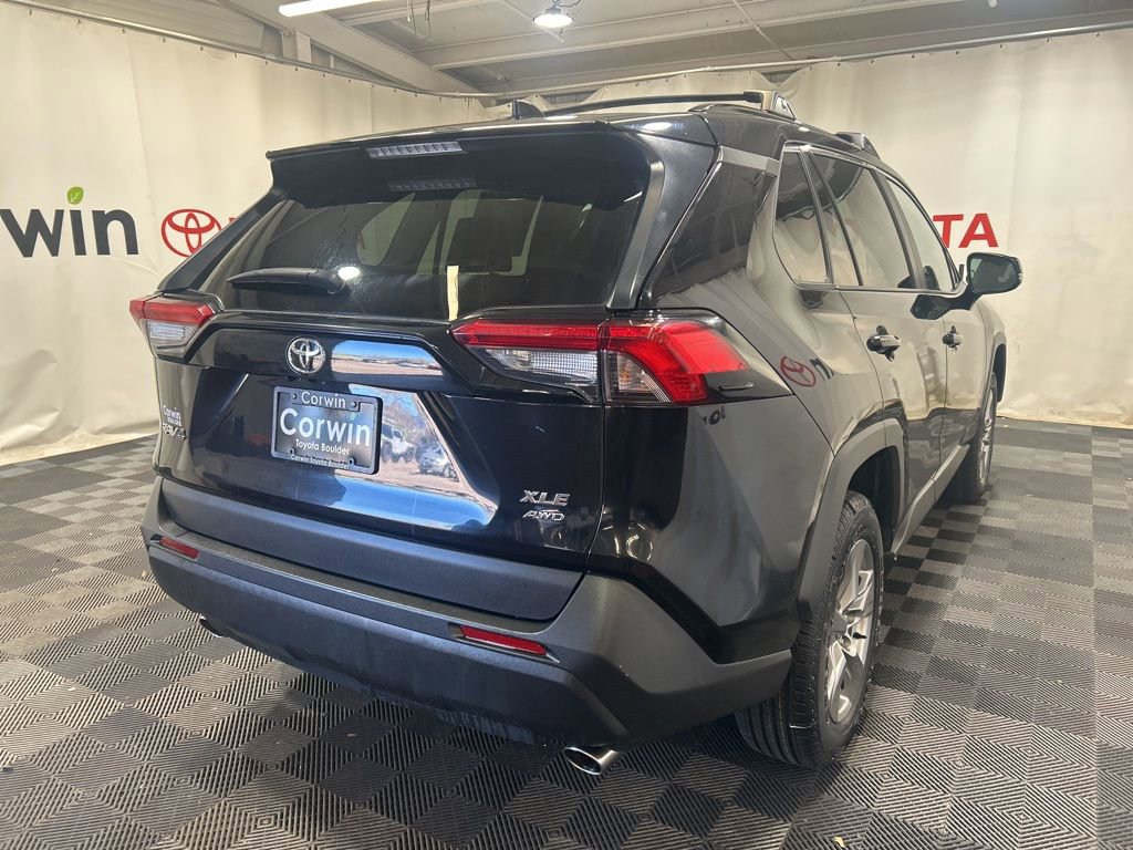 Used 2024 Toyota RAV4 XLE w/ Convenience Package image 8
