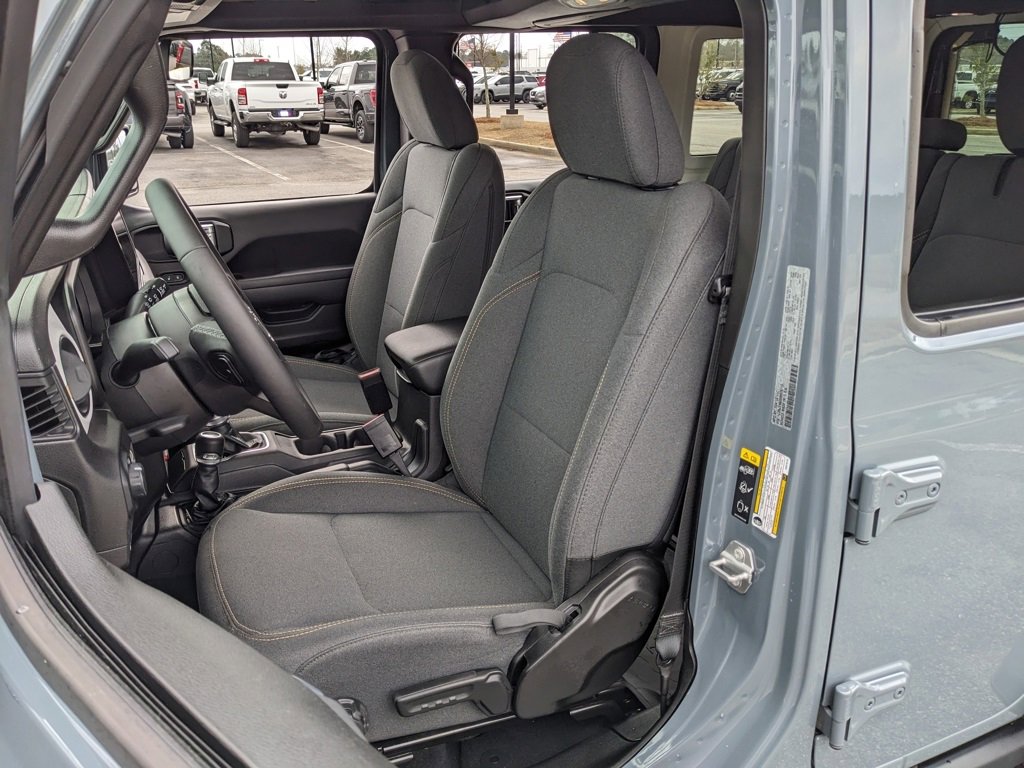 Used 2025 Jeep Wrangler Unlimited Sport S 4xe image 33