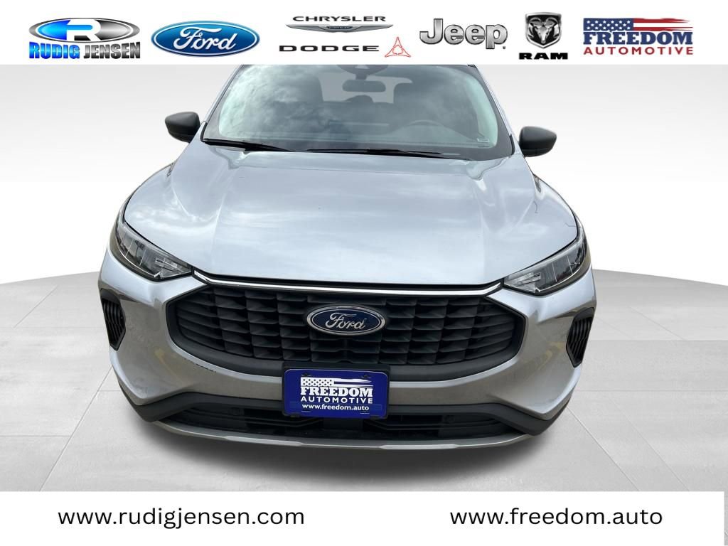 Used 2024 Ford Escape Active w/ Tech Pack #1 AWD/4WD image 11