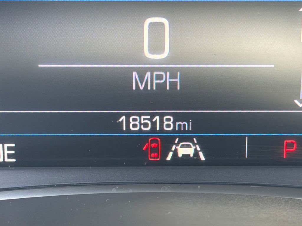 Used 2023 GMC Terrain SLE FWD image 19