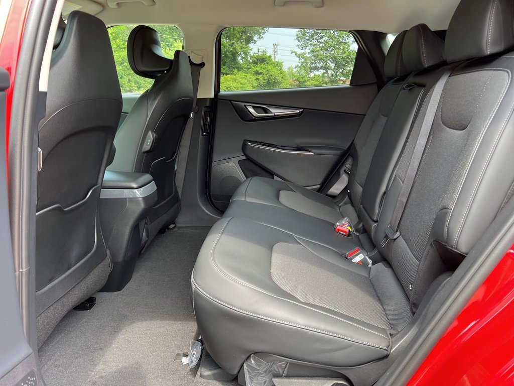 New 2025 Kia EV6 Light w/ Light LR Technology Package image 13