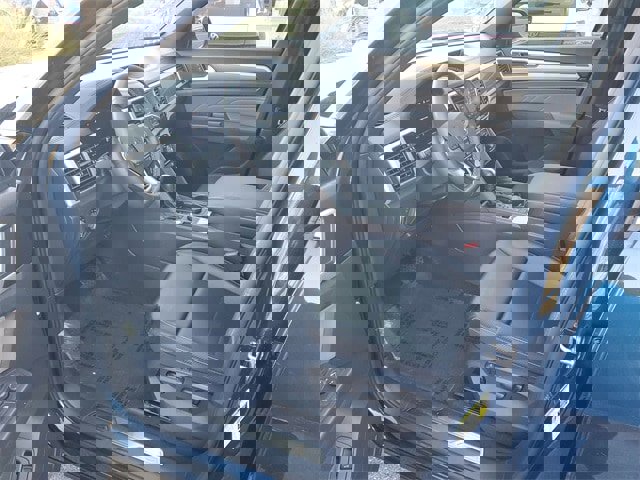 Certified 2023 Volkswagen Atlas Cross Sport SEL image 18