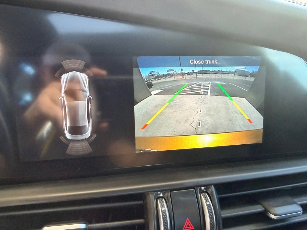 Used 2023 Alfa Romeo Giulia Veloce image 16