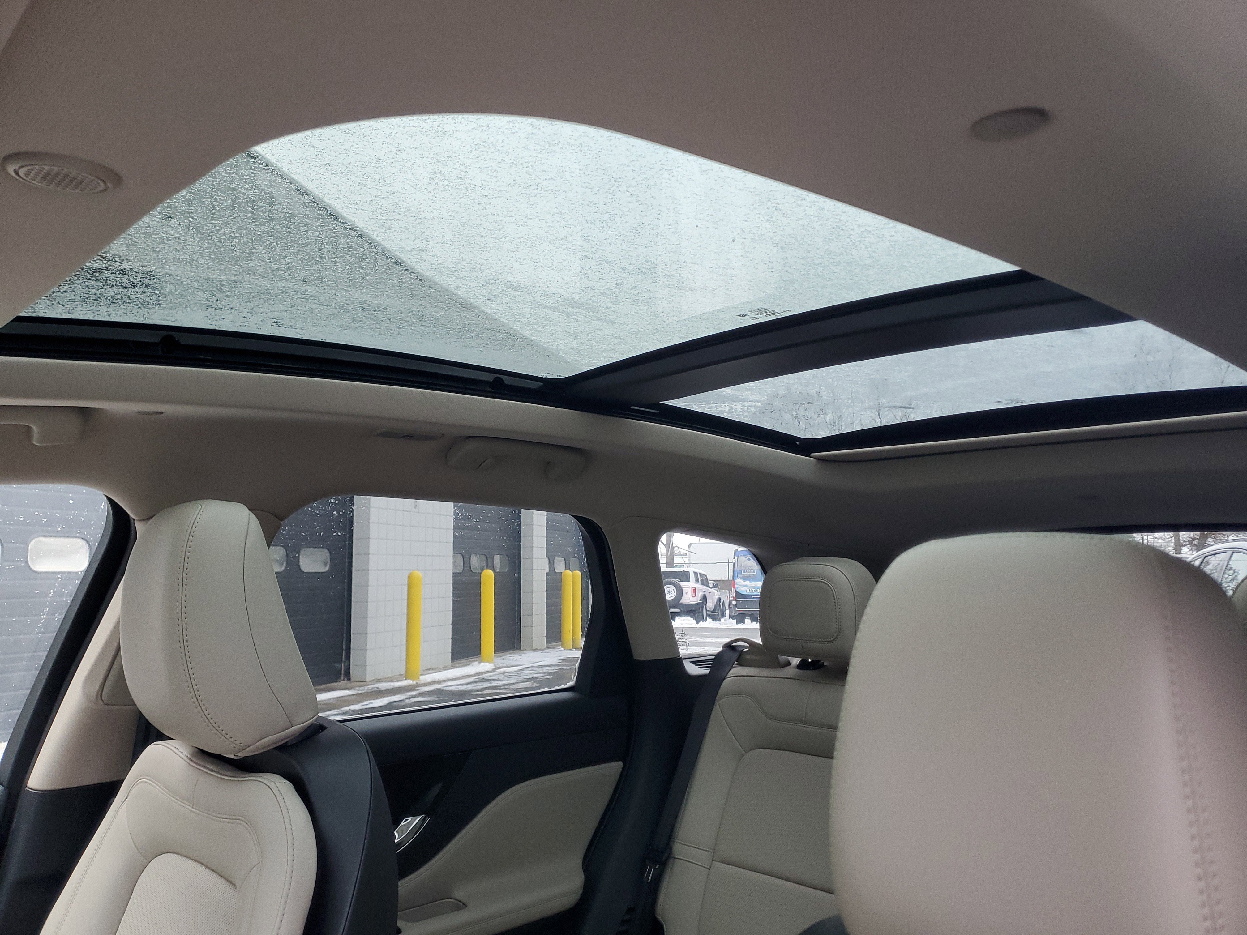 New 2025 Lincoln Corsair Reserve image 11