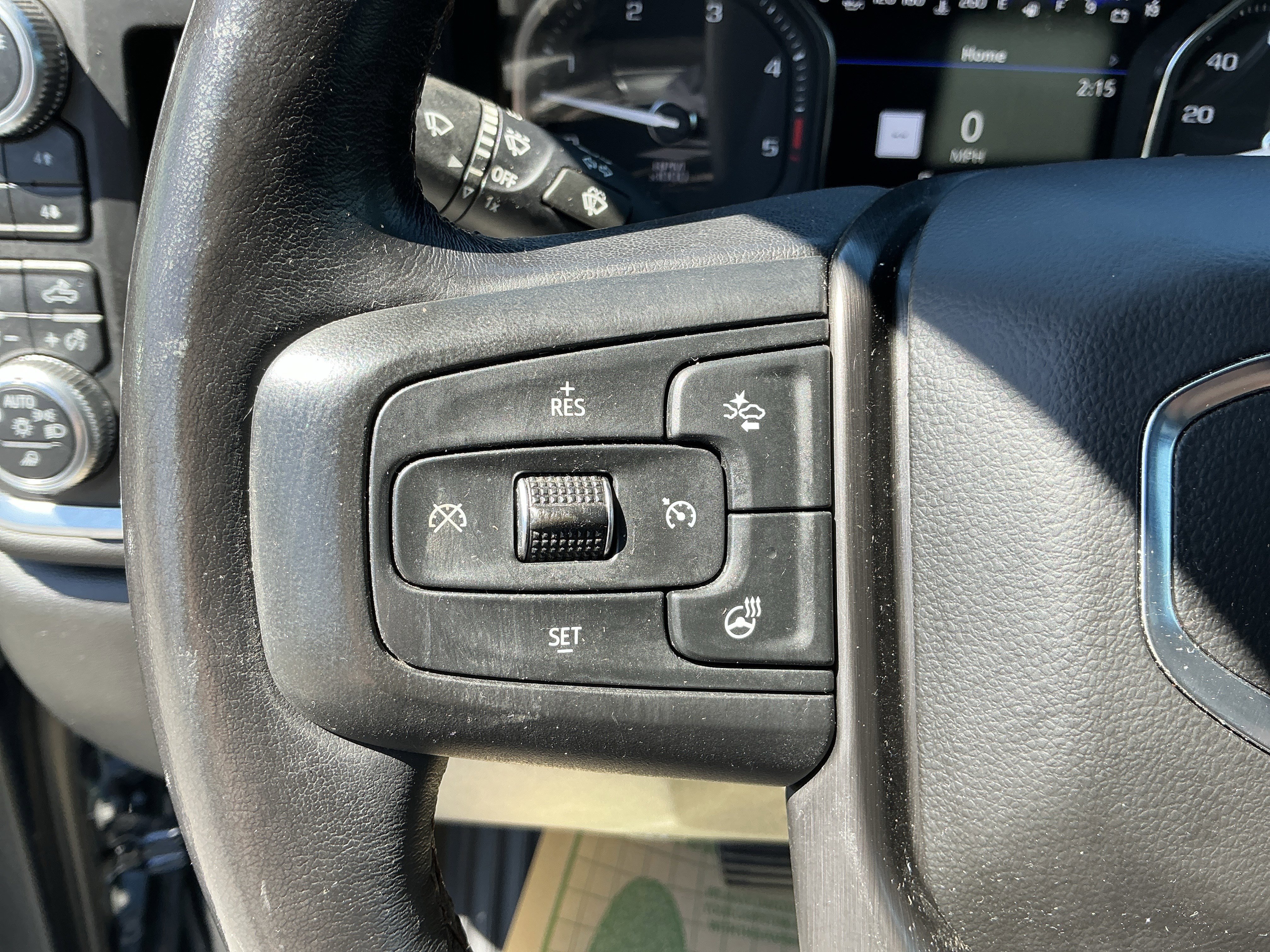 Used 2021 GMC Sierra 2500 AT4 w/ AT4 Premium Plus Package AWD/4WD image 17