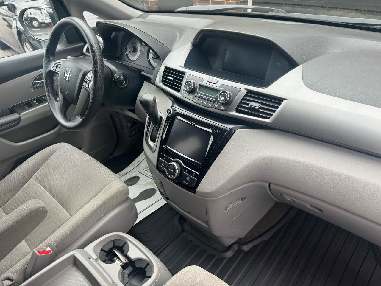 Used 2015 Honda Odyssey EX image 4