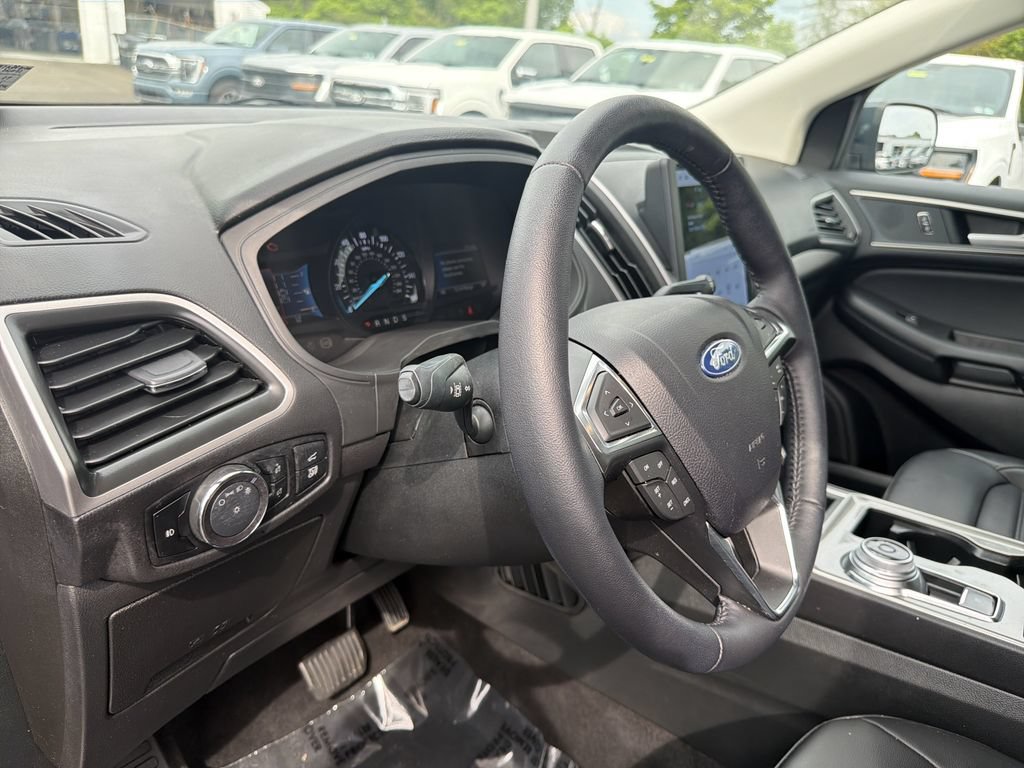 Used 2024 Ford Edge SEL w/ Convenience Package AWD/4WD image 20