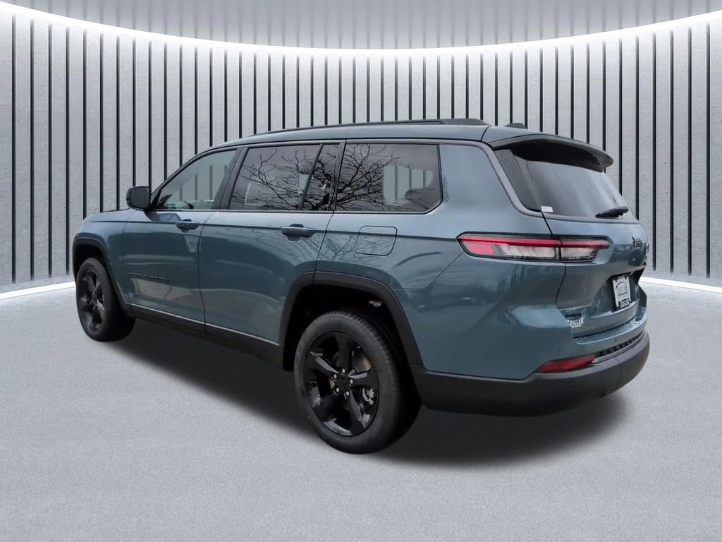 New 2026 Jeep Grand Cherokee L Limited w/ Limited Altitude Package AWD/4WD image 12