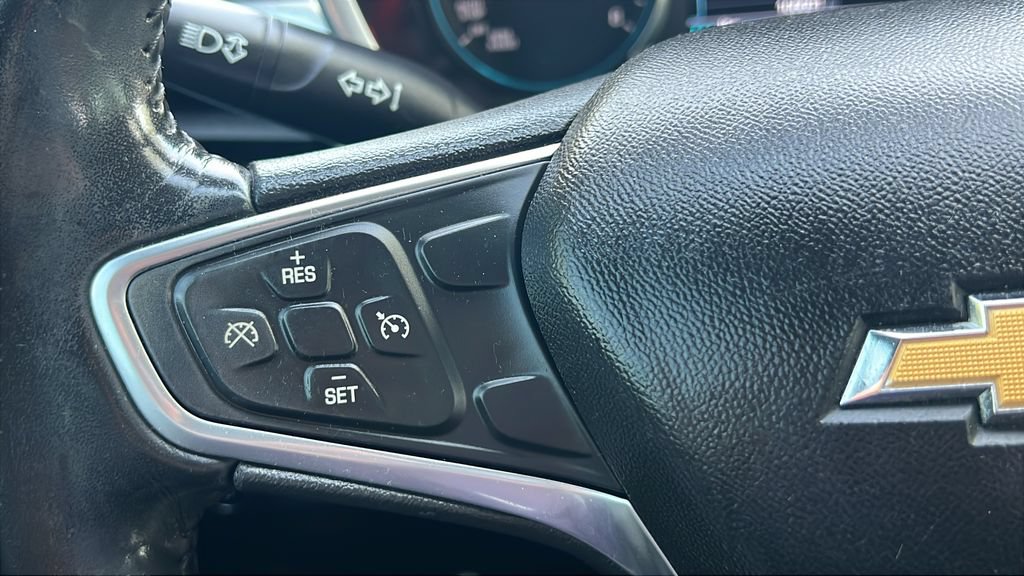 Used 2018 Chevrolet Equinox LT w/ Sun & Infotainment Package FWD image 19