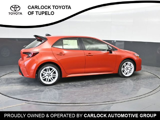 Used 2026 Toyota Corolla SE FWD image 4