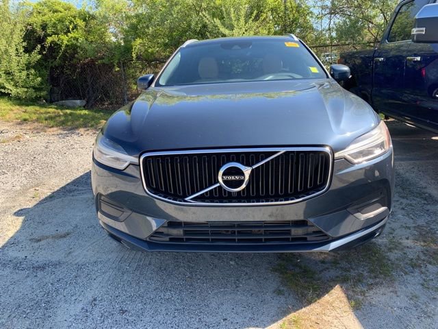 Used 2019 Volvo XC60 T5 Momentum w/ Premium Package image 3