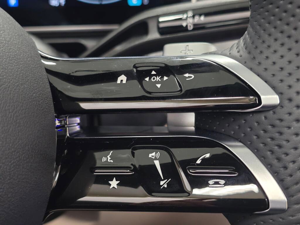 New 2026 Mercedes-Benz CLE 300 4MATIC Cabriolet image 38