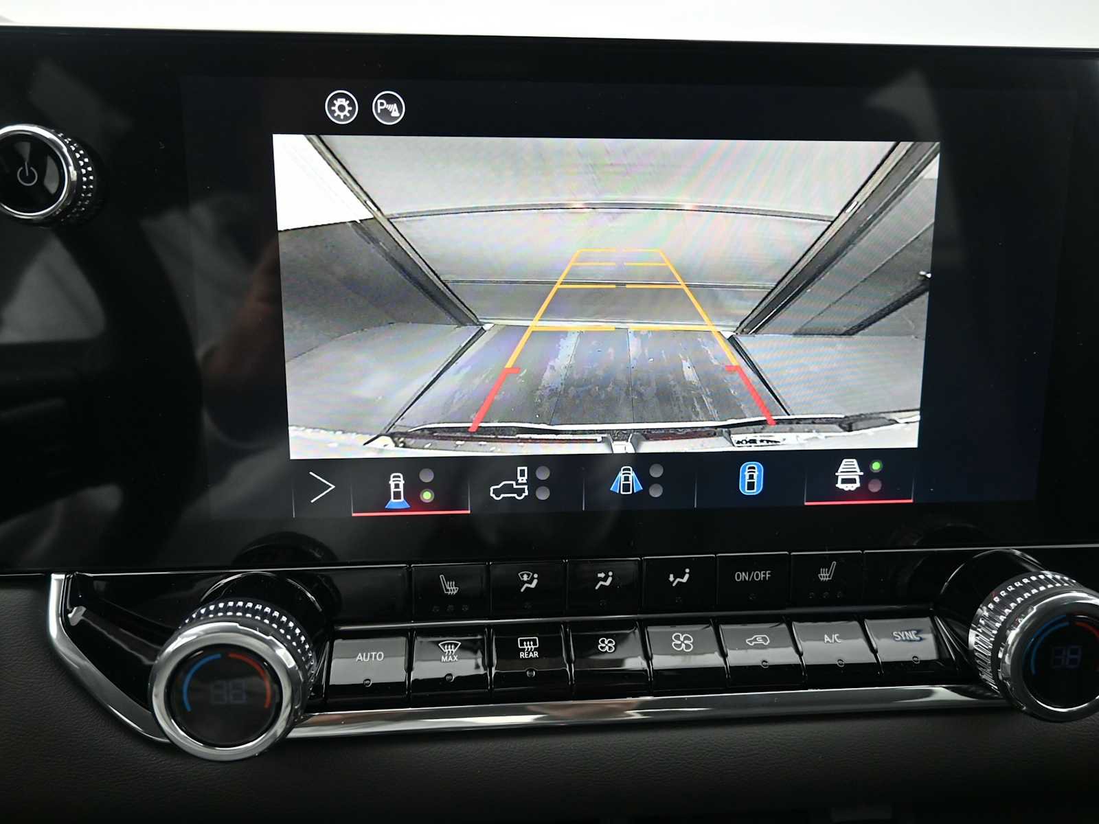 New 2026 GMC Canyon Elevation w/ Convenience Package image 14