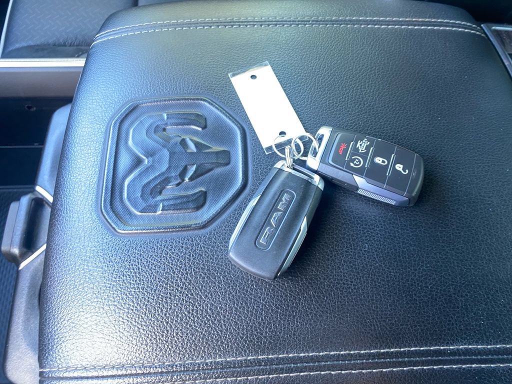 Used 2025 RAM 1500 Laramie RWD image 30
