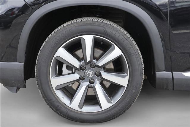 Used 2025 Honda Pilot Elite image 9