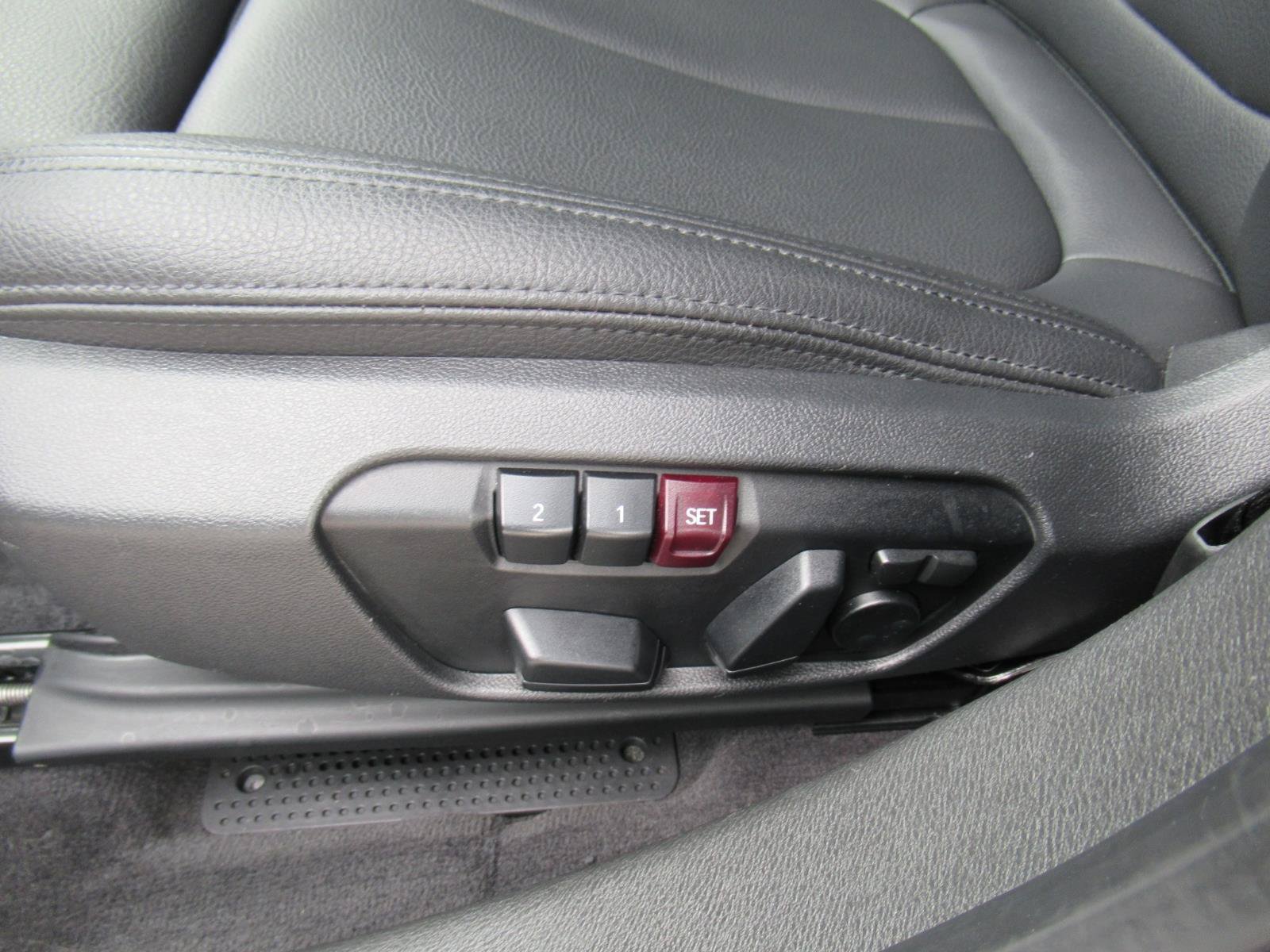 Used 2023 BMW X2 xDrive28i AWD/4WD image 18