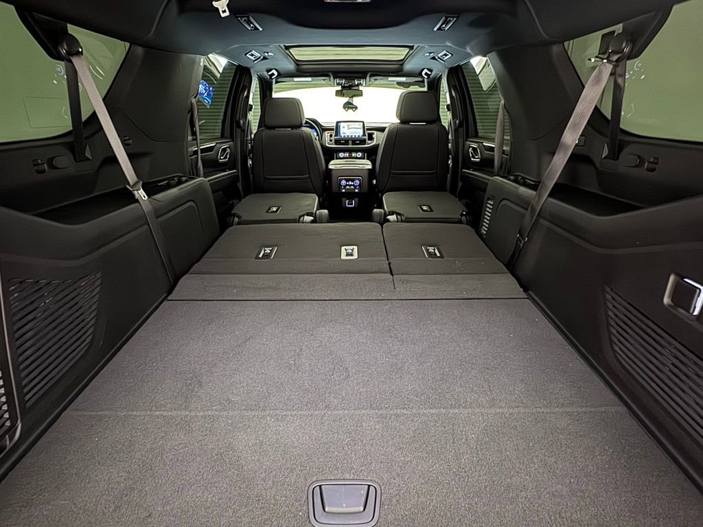 Certified 2024 Chevrolet Suburban RST w/ Luxury Package image 43
