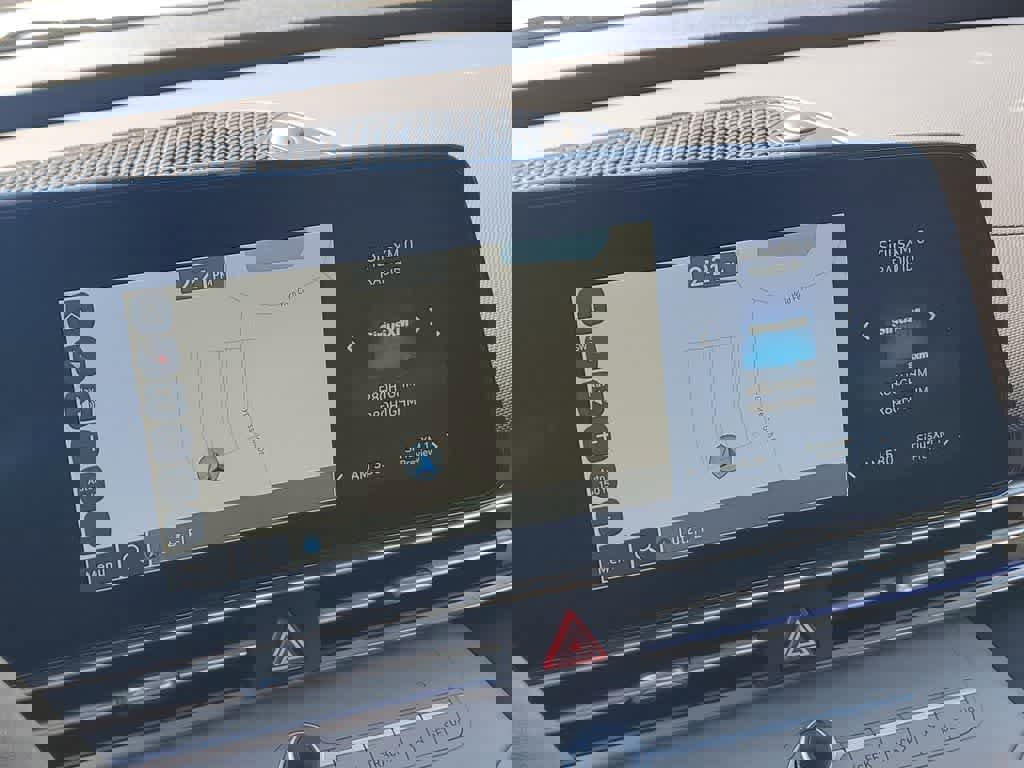 New 2026 Hyundai Elantra Limited image 29