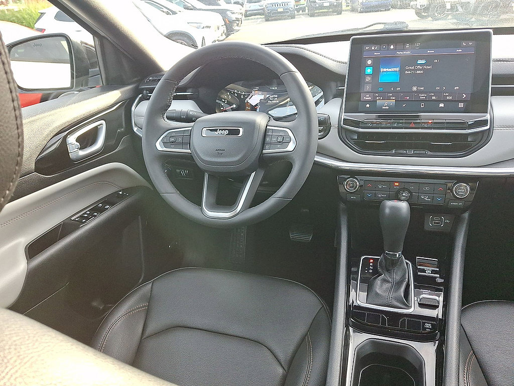 Used 2024 Jeep Compass Limited w/ Sun and Sound Group AWD/4WD image 15