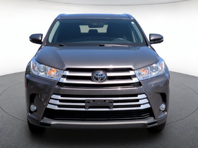 Used 2017 Toyota Highlander XLE AWD/4WD image 8