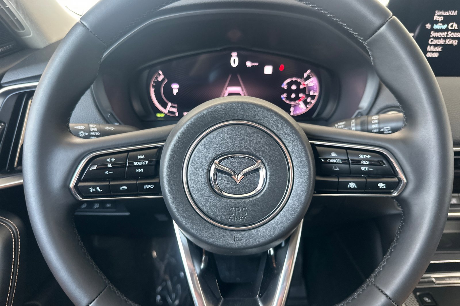 New 2025 MAZDA CX-90 Plug-In Hybrid w/Premium Sport image 28