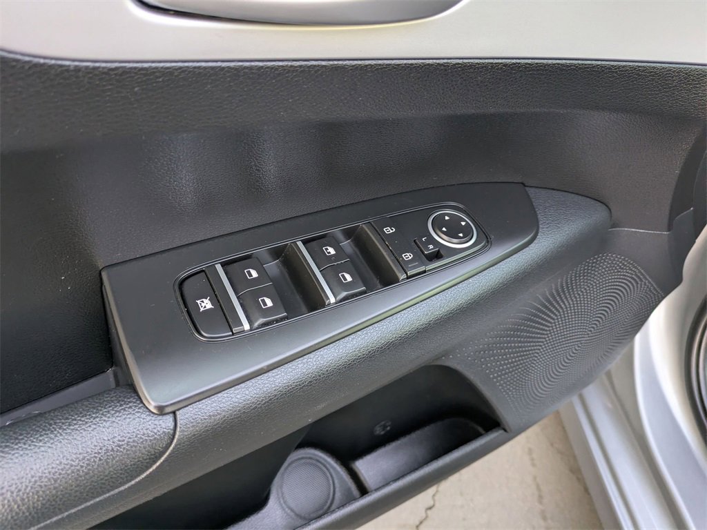 Used 2024 Kia Forte LXS image 13