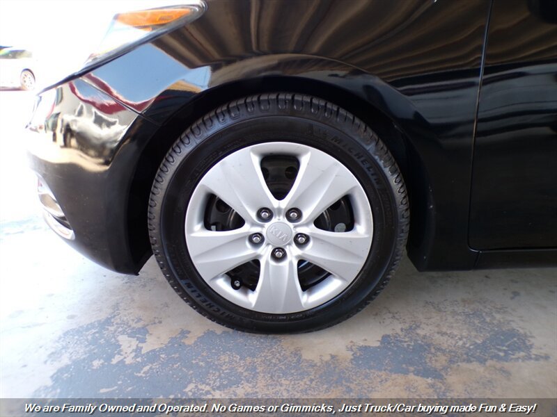 Used 2016 Kia Forte LX FWD image 43