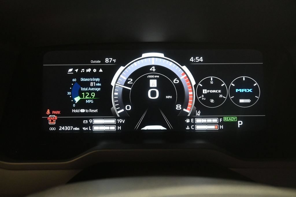 Used 2024 Toyota Sequoia Capstone AWD/4WD image 17