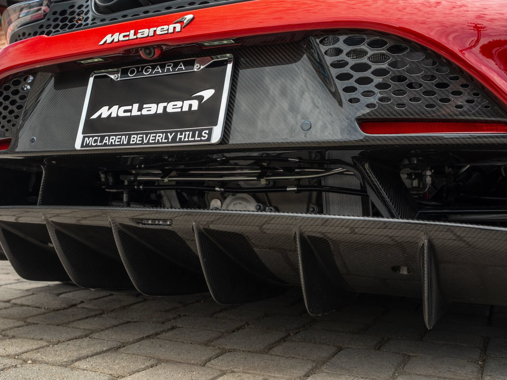 Used 2022 McLaren 765LT RWD image 40