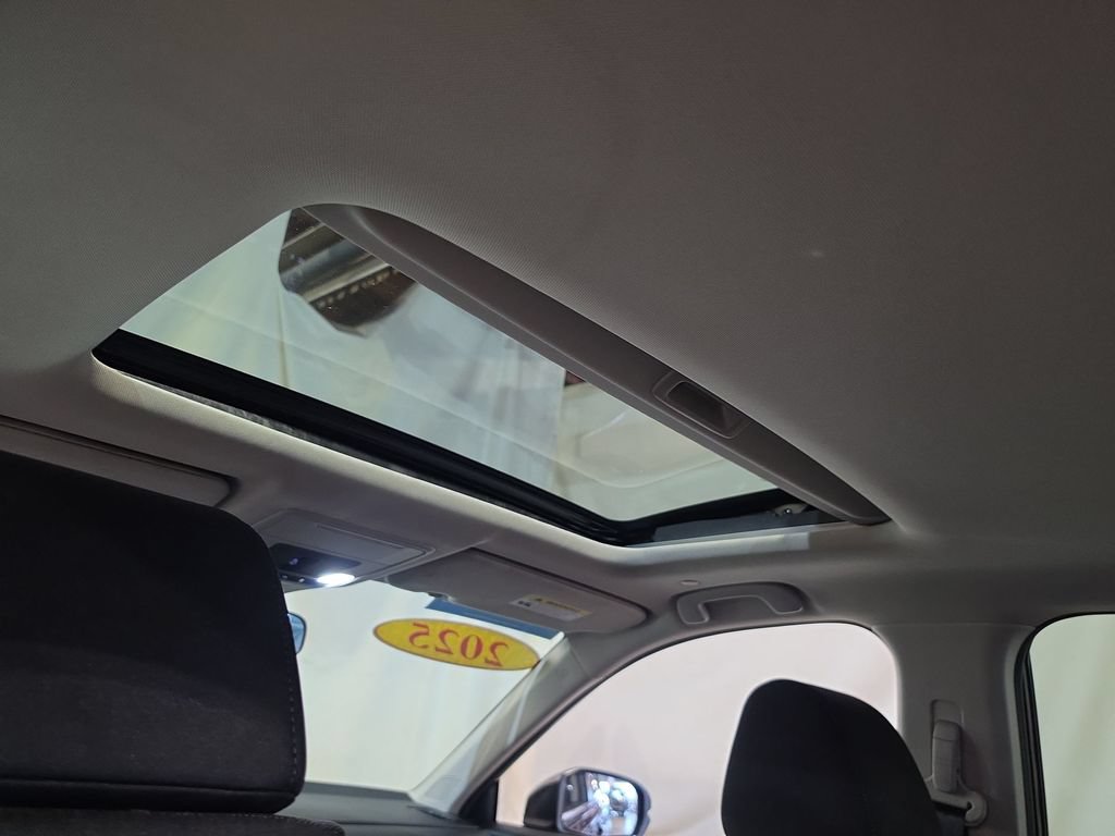 Certified 2025 Honda CR-V EX image 16