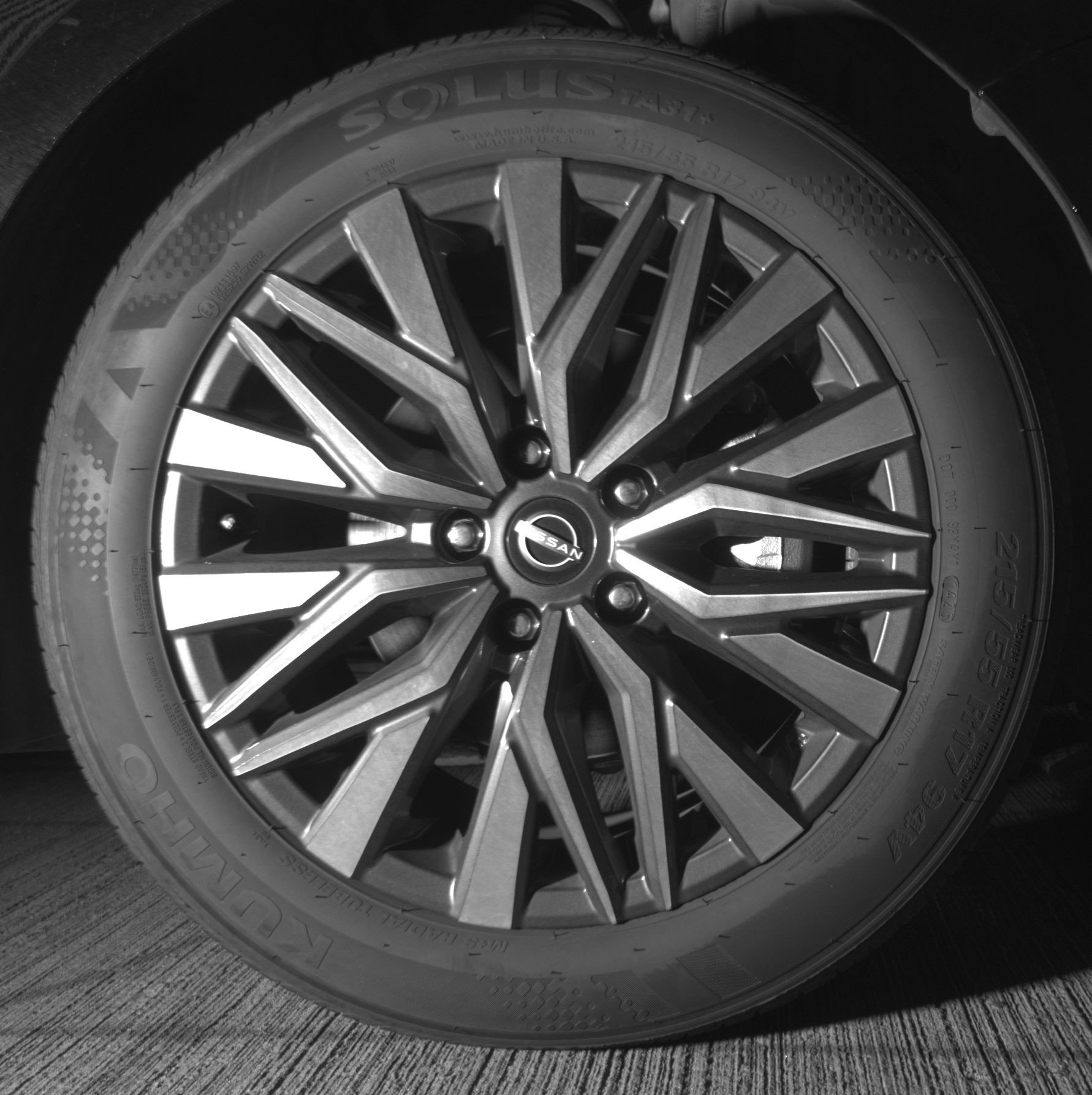 Used 2025 Nissan Altima 2.5 SV FWD image 13