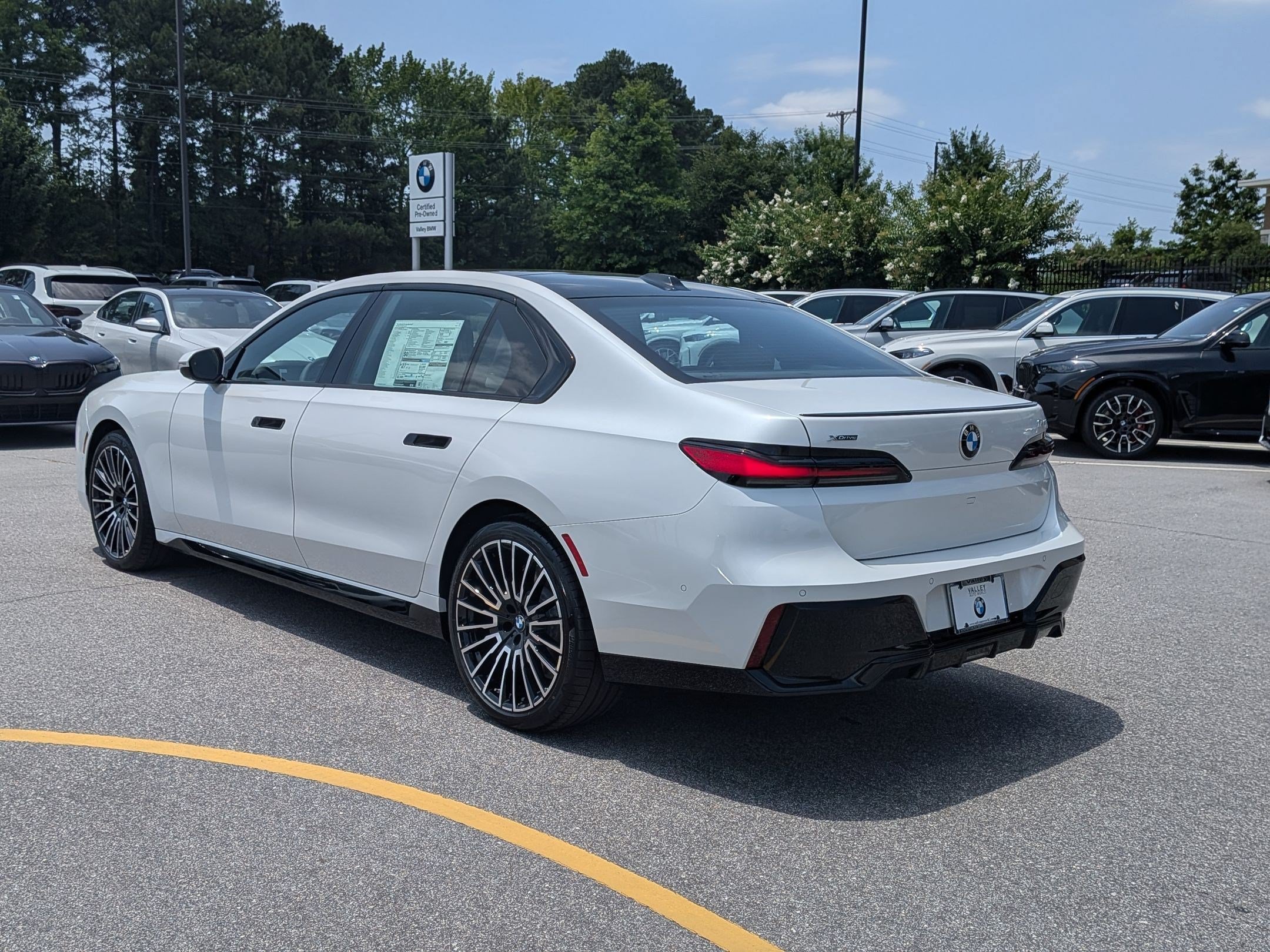 New 2026 BMW 740i xDrive AWD/4WD image 5