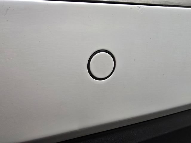 Used 2014 GMC Acadia SLE image 11