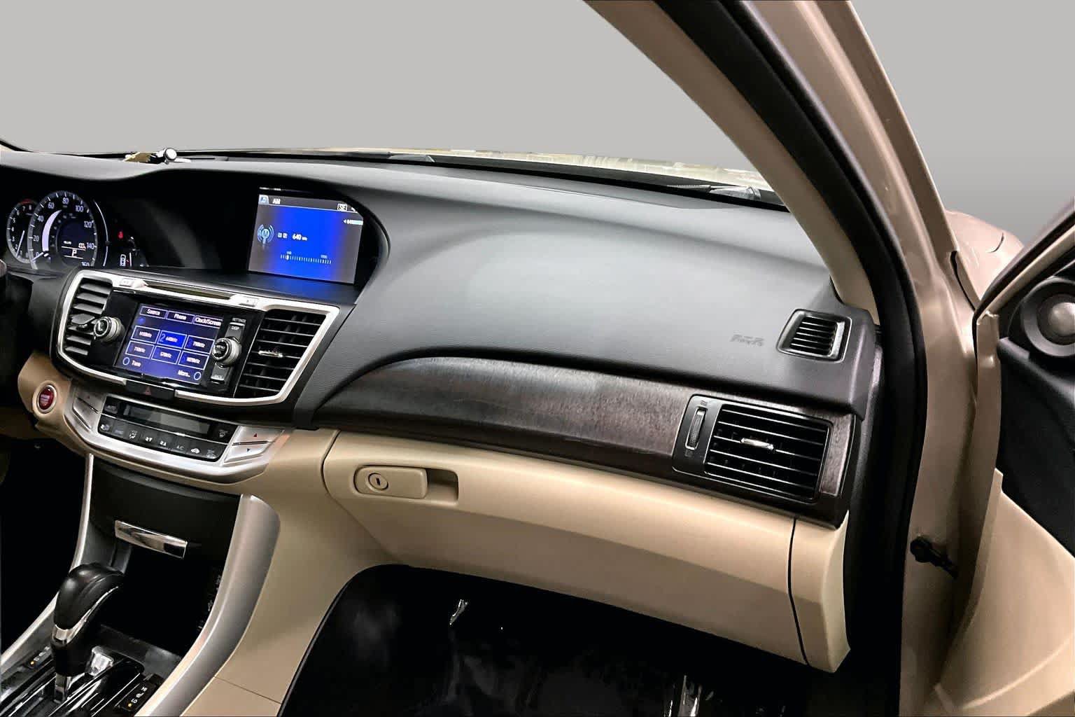 Used 2013 Honda Accord EX-L image 18