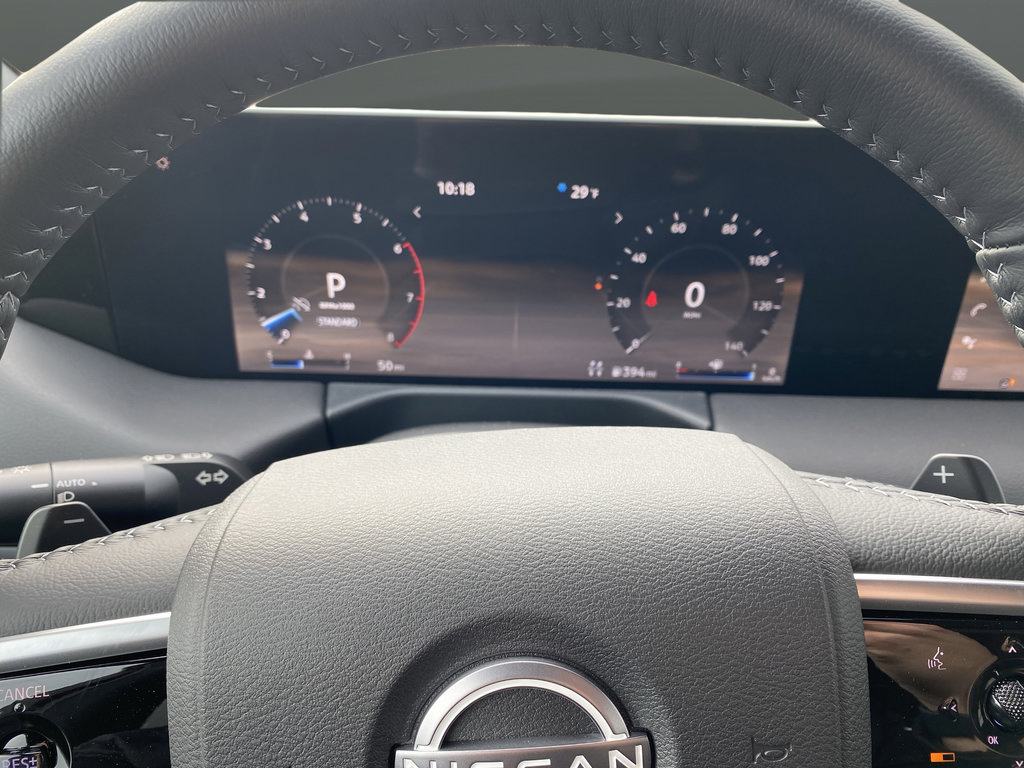 New 2025 Nissan Armada SL w/ Captain's Chari Seat Package AWD/4WD image 24