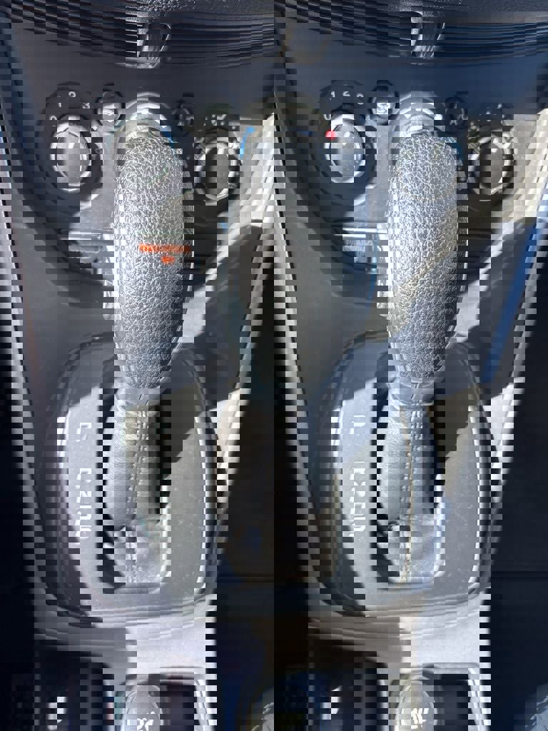 Used 2015 Ford Escape SE image 24