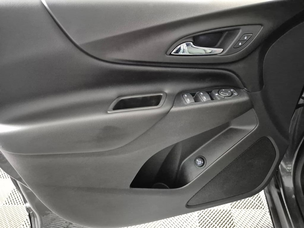 Used 2019 Chevrolet Equinox LT FWD image 13