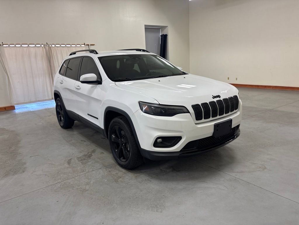 Used 2021 Jeep Cherokee Latitude Plus AWD/4WD image 2