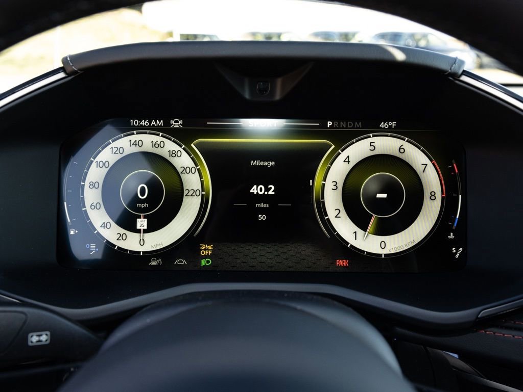 New 2026 Aston Martin DBX 707 image 30