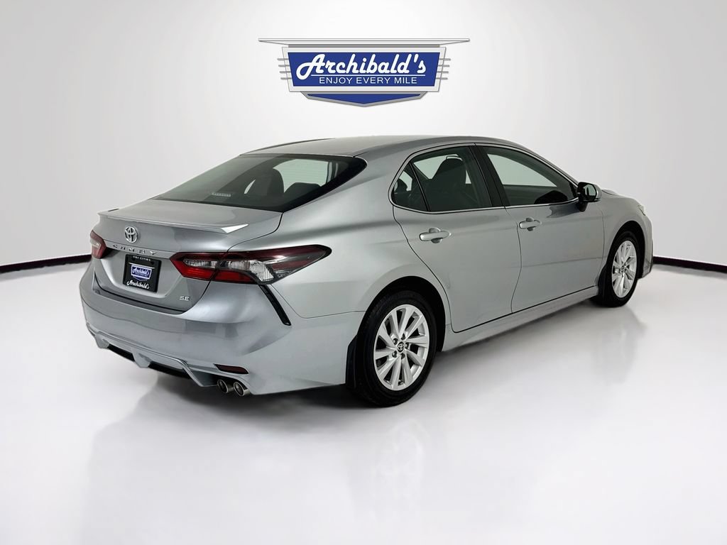 Used 2024 Toyota Camry SE FWD image 8